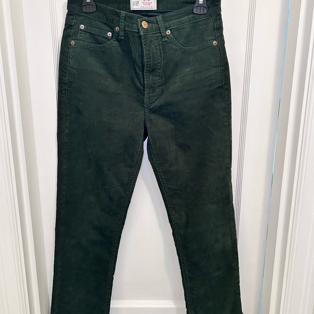 GAP Green Corduroy High Rise Ankle Vintage Slim Fit Pants Women’s 28/6R